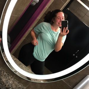 Meet your Posher, Dallis